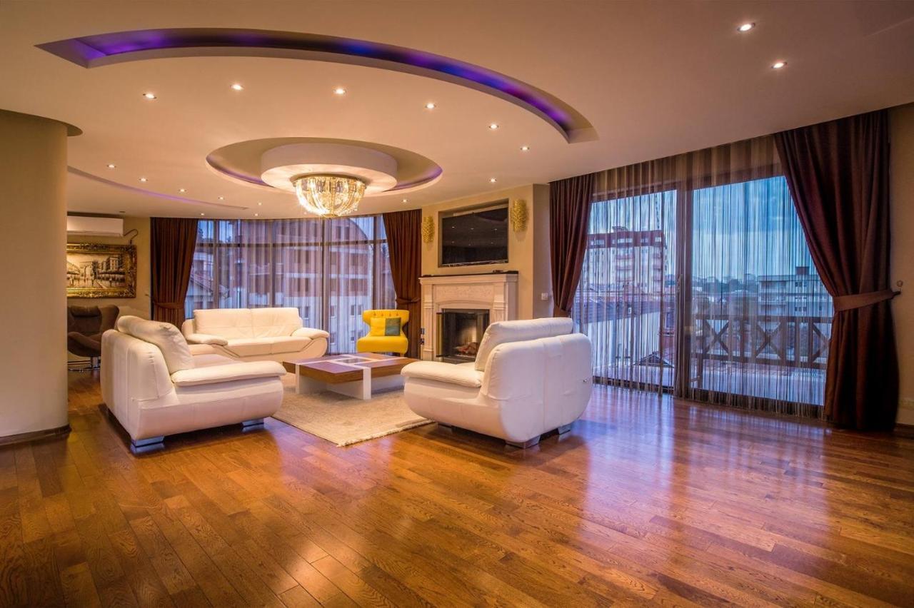 Bentley Apartments พริสตีนา ภายนอก รูปภาพ