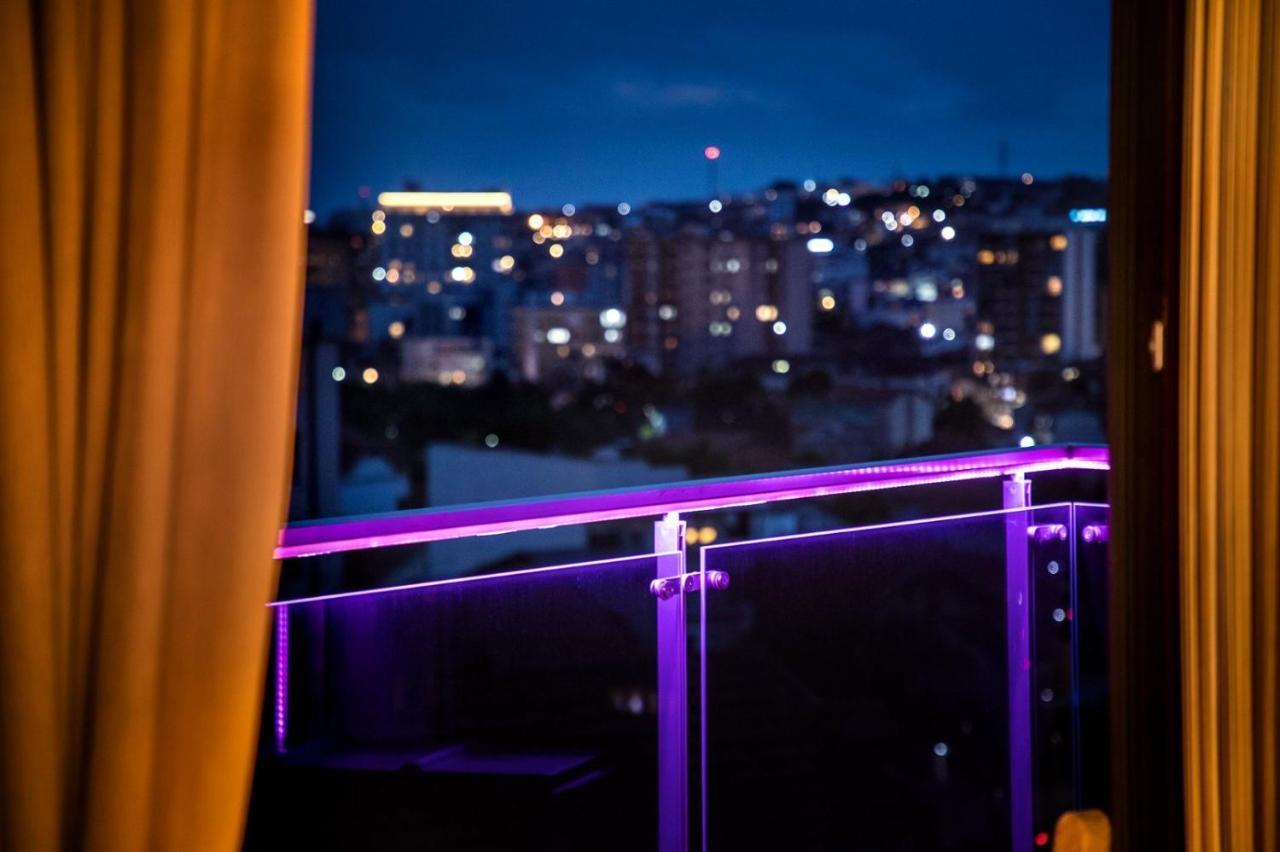 Bentley Apartments พริสตีนา ภายนอก รูปภาพ