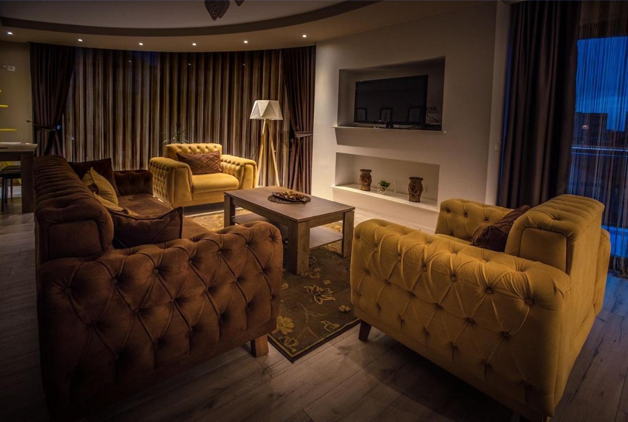 Bentley Apartments พริสตีนา ภายนอก รูปภาพ