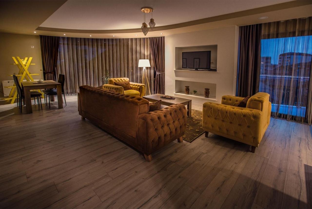 Bentley Apartments พริสตีนา ภายนอก รูปภาพ