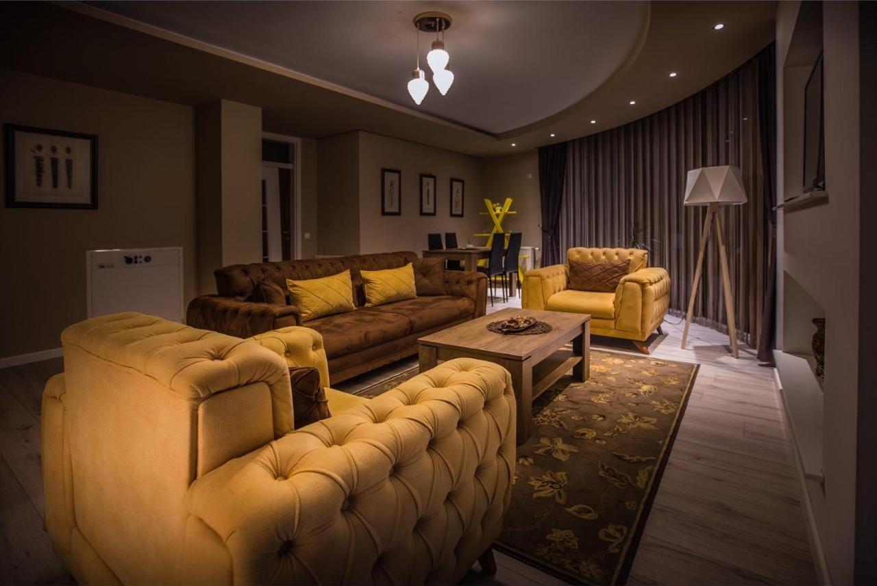 Bentley Apartments พริสตีนา ภายนอก รูปภาพ